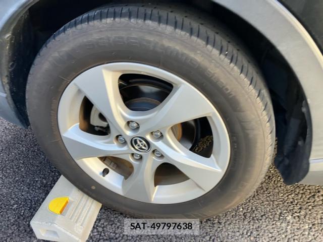 Toyota C-HR 2017-03 8727377-6