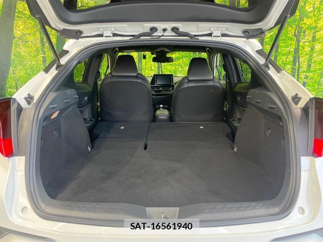 Toyota C-HR 2020-01 8727608-10