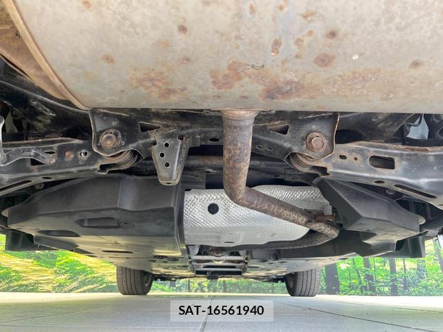 Toyota C-HR 2020-01 8727608-18