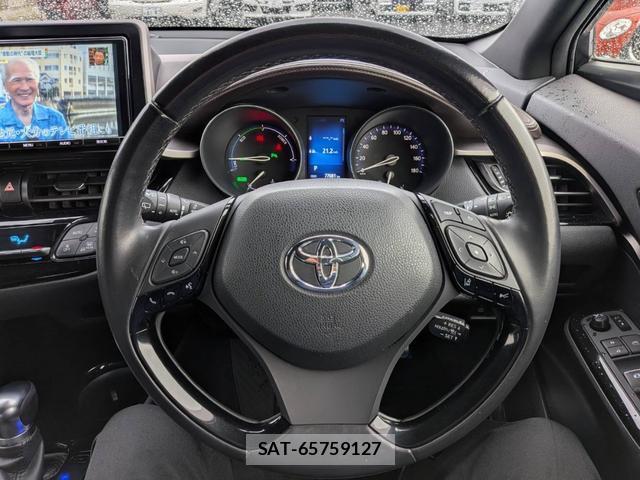 Toyota C-HR 2017-04 8728753-1