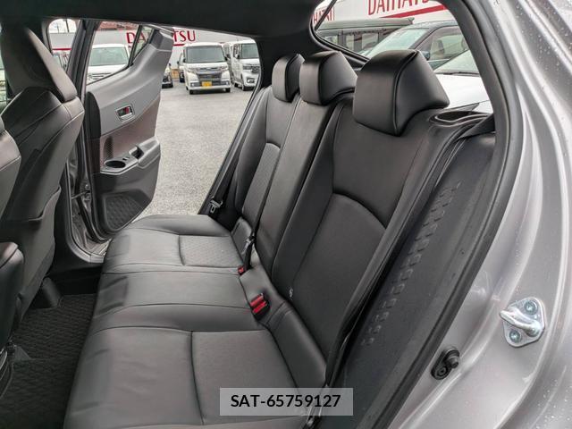 Toyota C-HR 2017-04 8728753-14