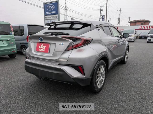 Toyota C-HR 2017-04 8728753-6