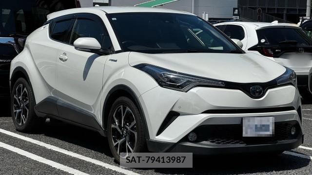 Toyota C-HR 2017-12 8729585-10