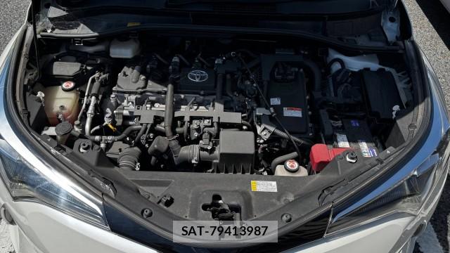 Toyota C-HR 2017-12 8729585-6