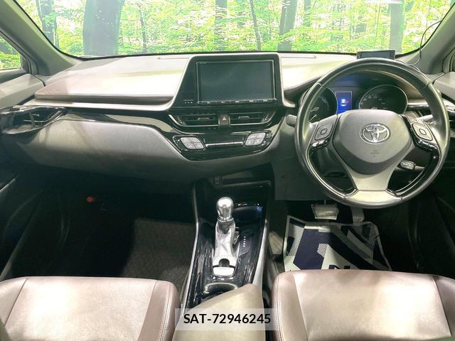 Toyota C-HR 2017-03 8729693-1