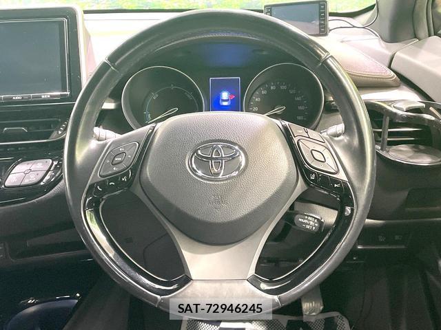 Toyota C-HR 2017-03 8729693-10