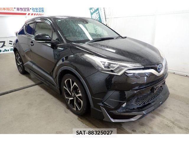 Toyota C-HR 2017-08 8730770-0