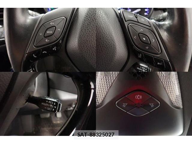 Toyota C-HR 2017-08 8730770-18