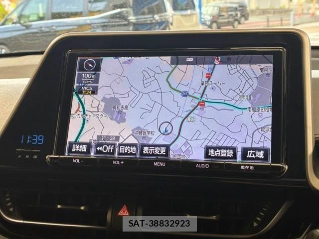 Toyota C-HR 2017-03 8731367-2