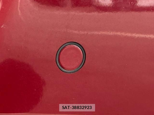 Toyota C-HR 2017-03 8731367-7