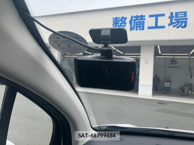 Citroen C3 2012-06 8727365-11