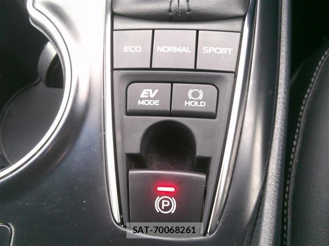 Toyota CAMRY 2019-02 8726974-14