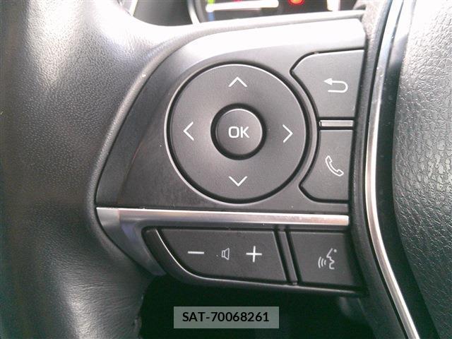 Toyota CAMRY 2019-02 8726974-17