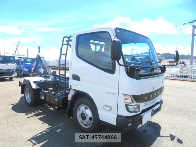 MITSUBISHI FUSO CANTER 2026-08 8727413-11