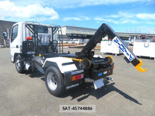 MITSUBISHI FUSO CANTER 2026-08 8727413-13