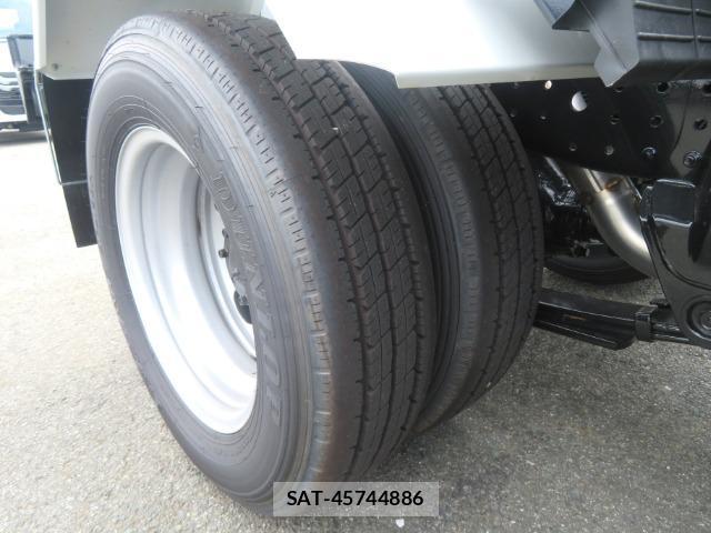 MITSUBISHI FUSO CANTER 2026-08 8727413-8