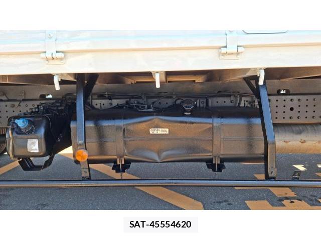 MITSUBISHI FUSO CANTER 2018-06 8727825-14