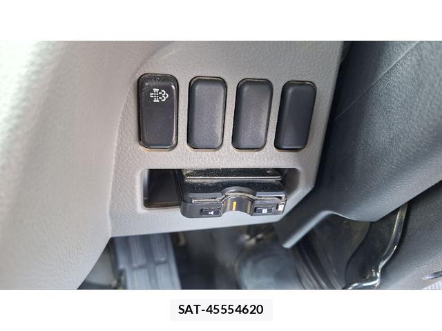 MITSUBISHI FUSO CANTER 2018-06 8727825-16