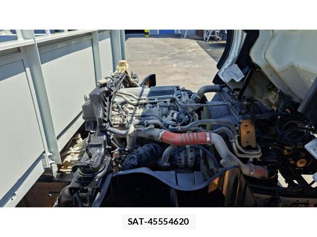 MITSUBISHI FUSO CANTER 2018-06 8727825-7