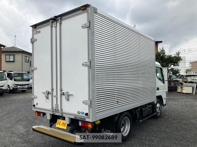 MITSUBISHI FUSO CANTER 2023-08 8731268-2