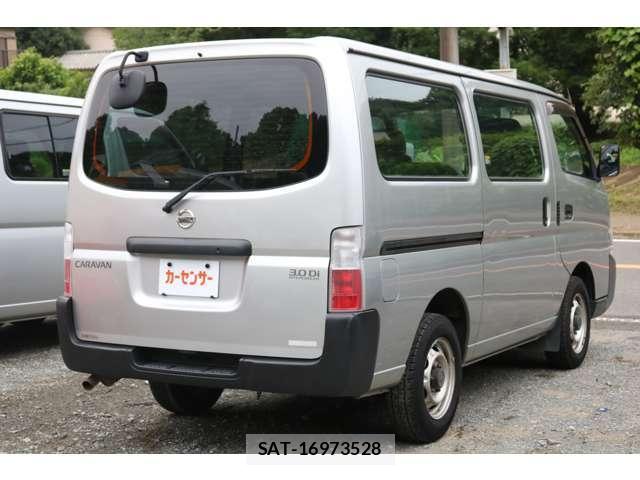Nissan Caravan 2003-09 8725833-6