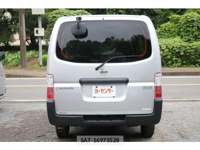 Nissan Caravan 2003-09 8725833-8