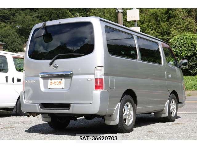 Nissan Caravan 2007-03 8725835-7