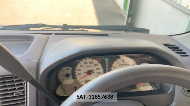 Nissan Caravan 2003-10 8727309-10