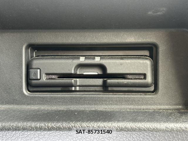 Nissan Caravan 2021-11 8730177-8