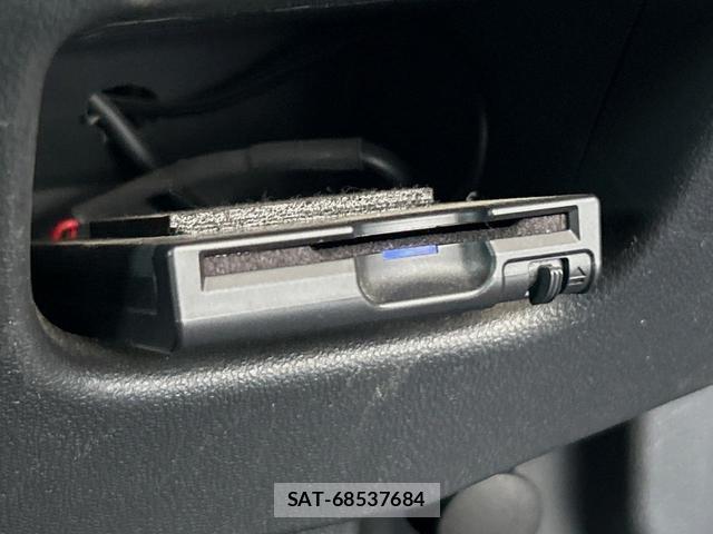 Daihatsu CAST 2015-10 8727027-5