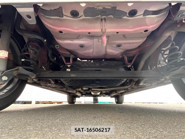 Daihatsu CAST 2017-08 8728214-18