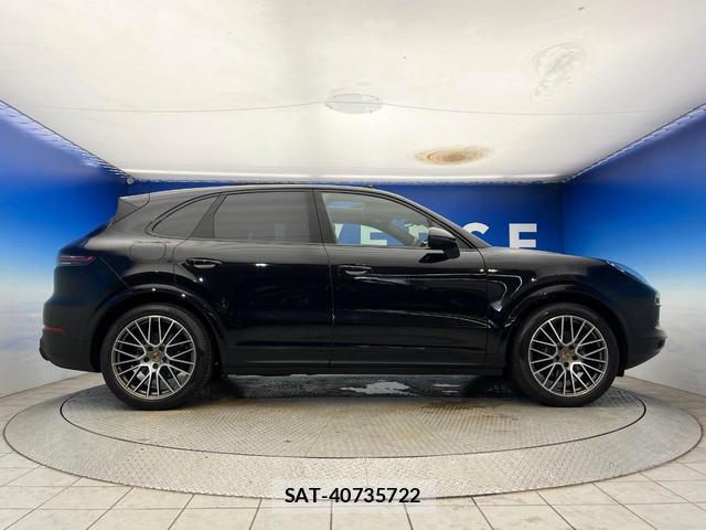 Porsche CAYENNE 2022-10 8725983-19