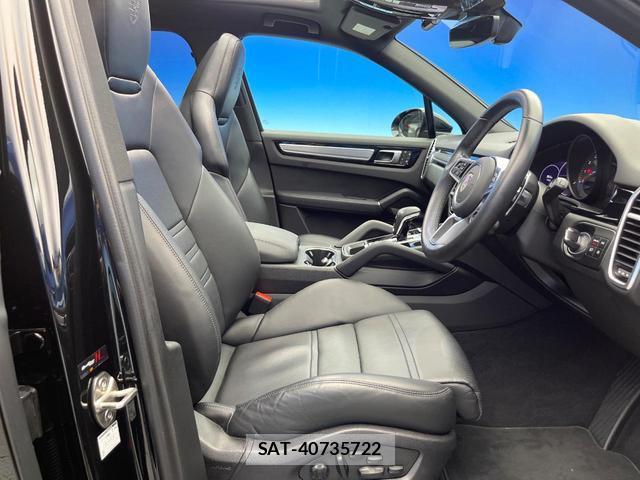 Porsche CAYENNE 2022-10 8725983-8