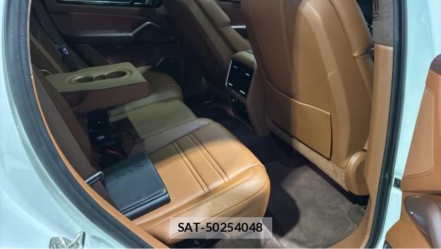 Porsche CAYENNE 2022-03 8729623-6