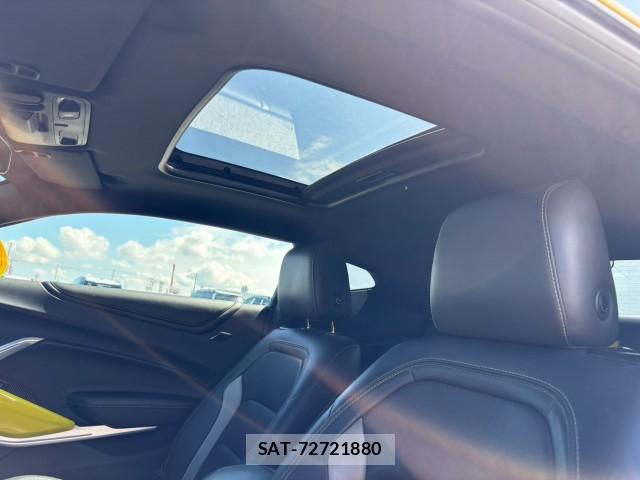 Chevrolet CAMARO 2017-11 8728608-1