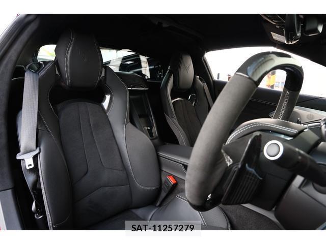 Chevrolet CORVETTE 2024-03 8731015-14