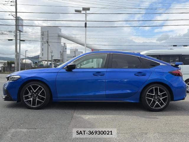 Honda CIVIC 2021-09 8725915-1