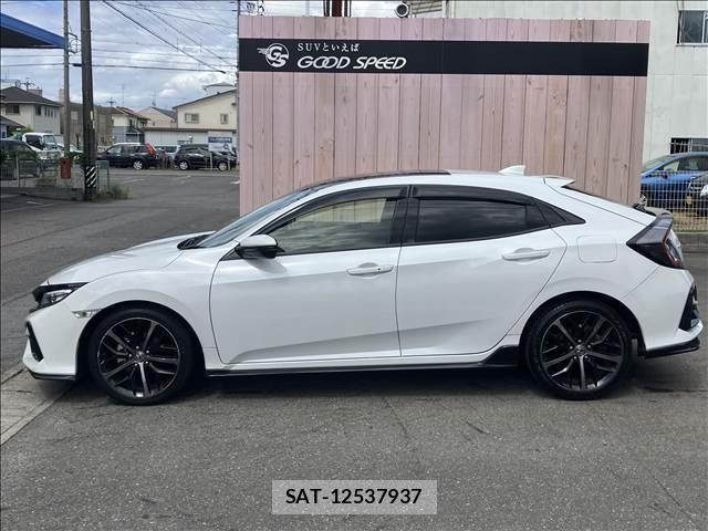 Honda CIVIC 2021-03 8726046-16