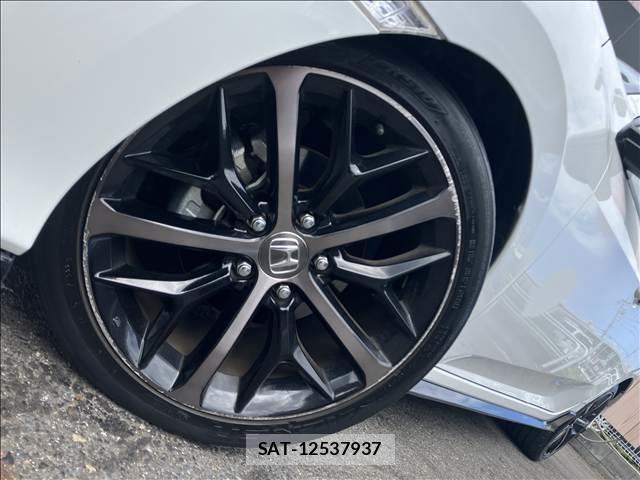 Honda CIVIC 2021-03 8726046-18