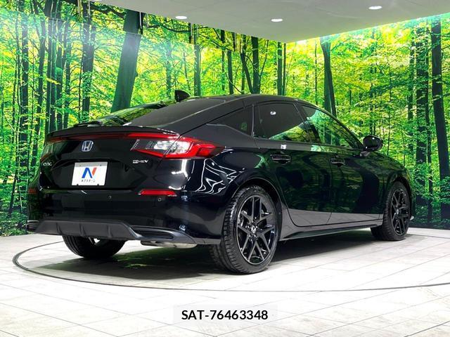 Honda CIVIC 2023-09 8726063-17
