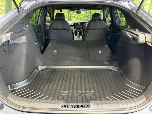 Honda CIVIC 2020-10 8726699-11