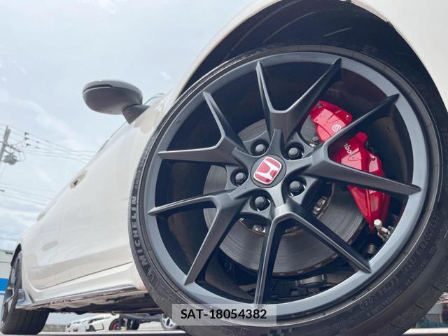 Honda CIVIC 2025-06 8727962-12