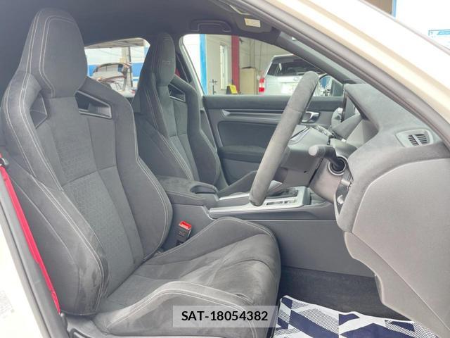 Honda CIVIC 2025-06 8727962-8
