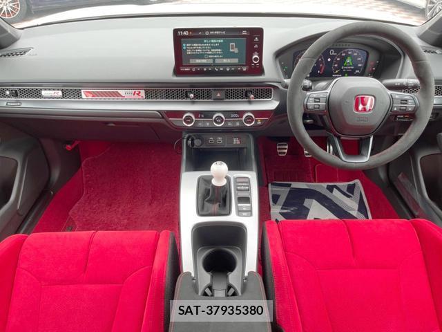 Honda CIVIC 2024-03 8727966-1