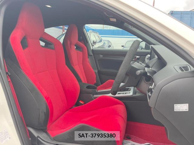 Honda CIVIC 2024-03 8727966-7
