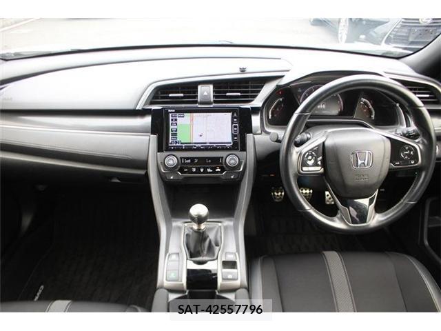 Honda CIVIC 2021-02 8729828-18