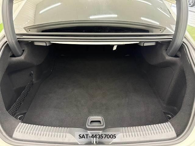 Mercedes Benz CLS-CLASS 2018-08 8728498-12