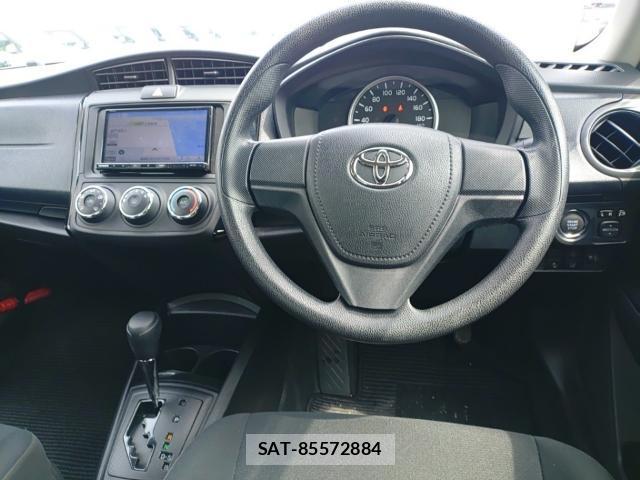 Toyota COROLLA AXIO 2021-08 8725904-2