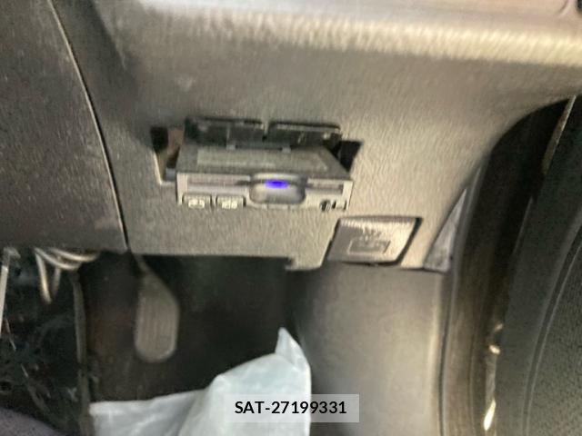 Toyota COROLLA AXIO 2016-12 8727211-19