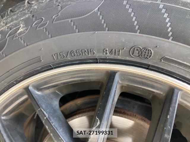 Toyota COROLLA AXIO 2016-12 8727211-5